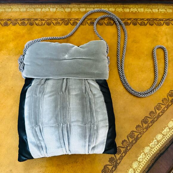 Tuscan Square Made in Italy Silk Velvet Gray Crossbody Shoulder Bag Purse - Picture 1 of 10